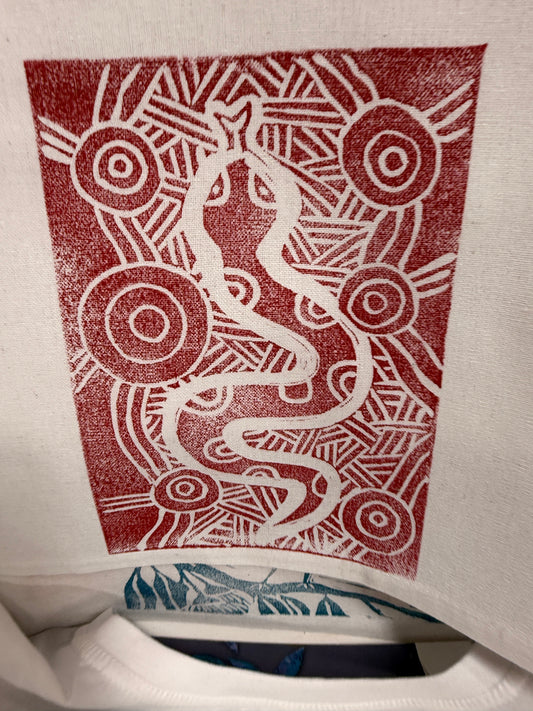 Tea Towel By Dana Anaru